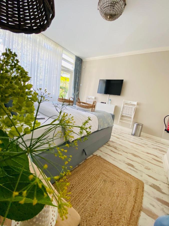 De Tuinkamer-----Prive Diner Op De Kamer Mogelijk!!! 호흐웨인 외부 사진